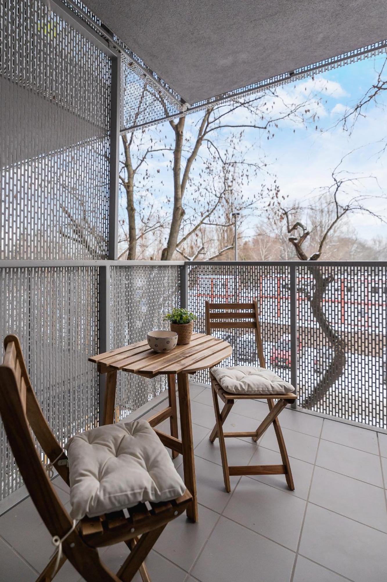 Prandoty Beautiful Apartment With Balcony Cracow By Renters Prestige クラクフ エクステリア 写真